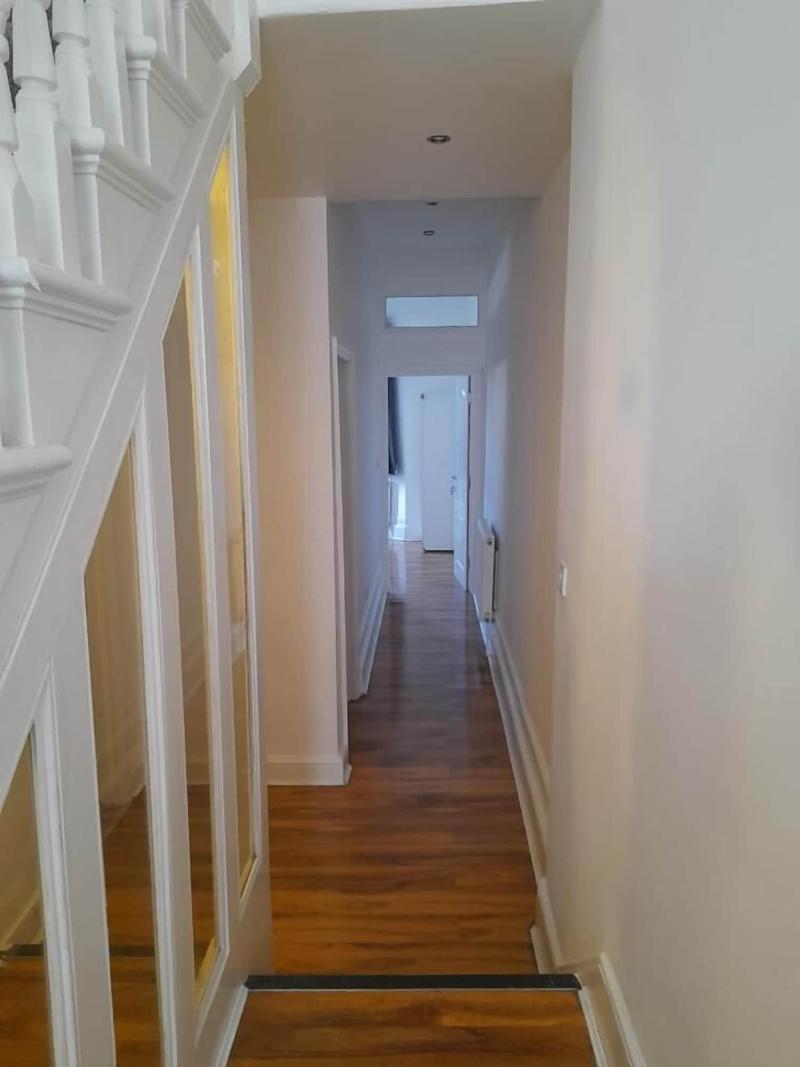 Rayans Lodge Startford image