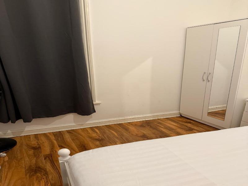 Rayans Lodge Startford image
