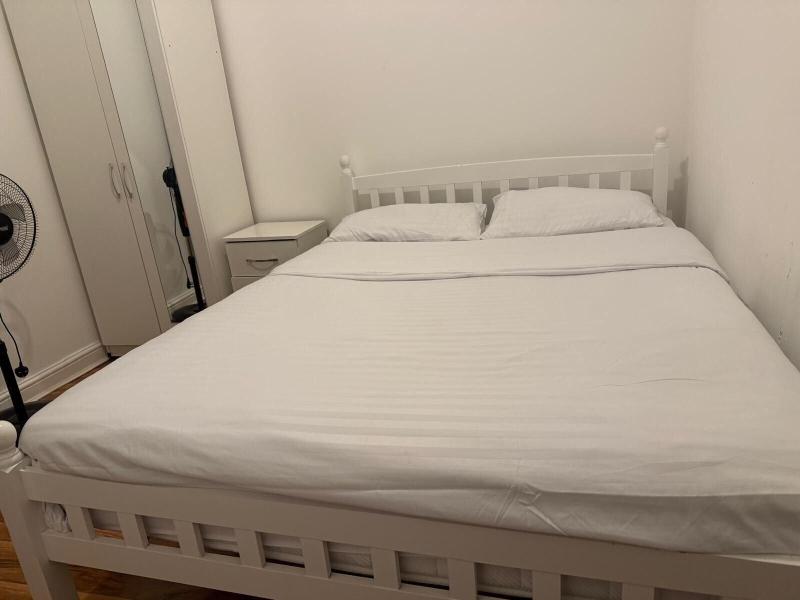 Rayans Lodge Startford image