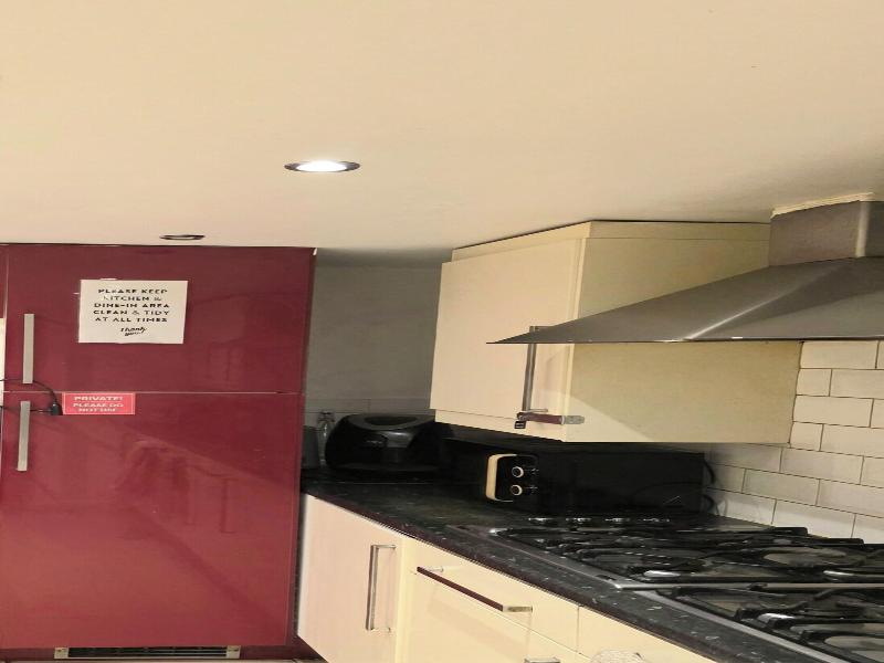 Rayans Lodge Startford image