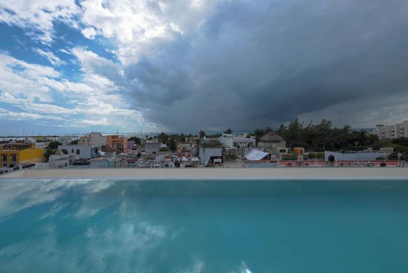 La Poza image