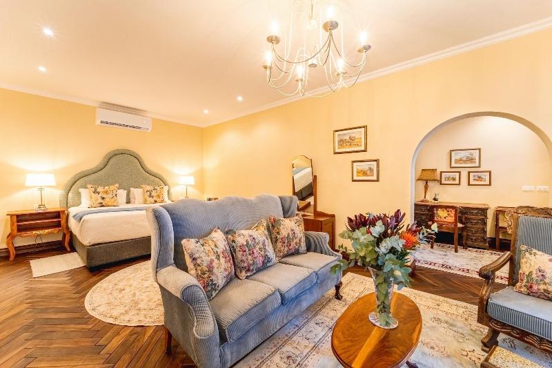 The Victorian Manor image