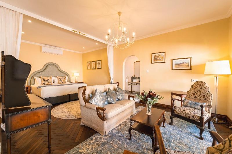 The Victorian Manor image