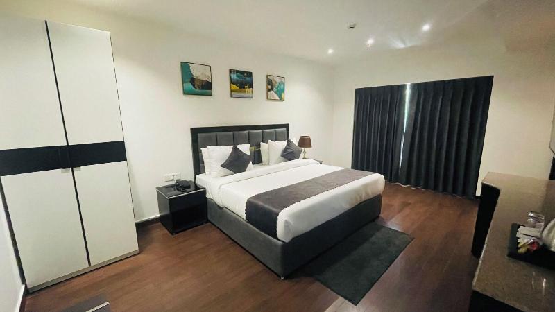 Saltstayz Select - Malcha & Chankyapuri image