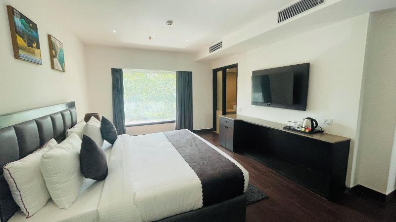 Saltstayz Select - Malcha & Chankyapuri image