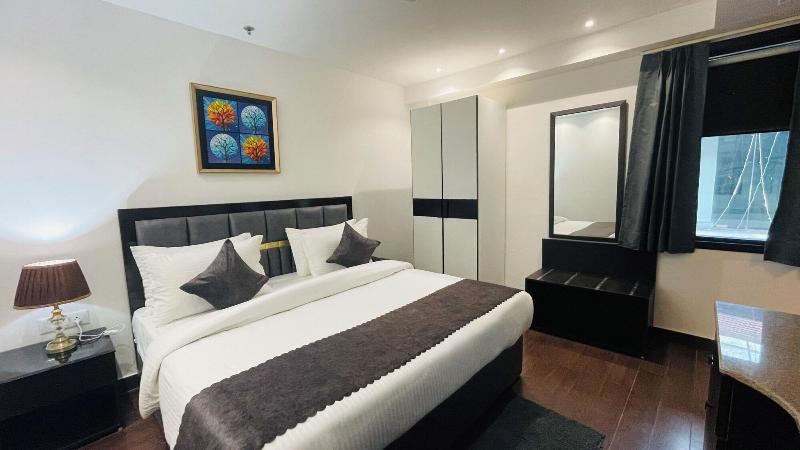 Saltstayz Select - Malcha & Chankyapuri image