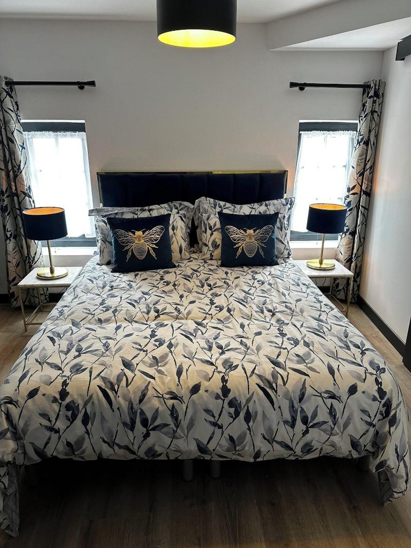 Herbert George Apartment Hotel image