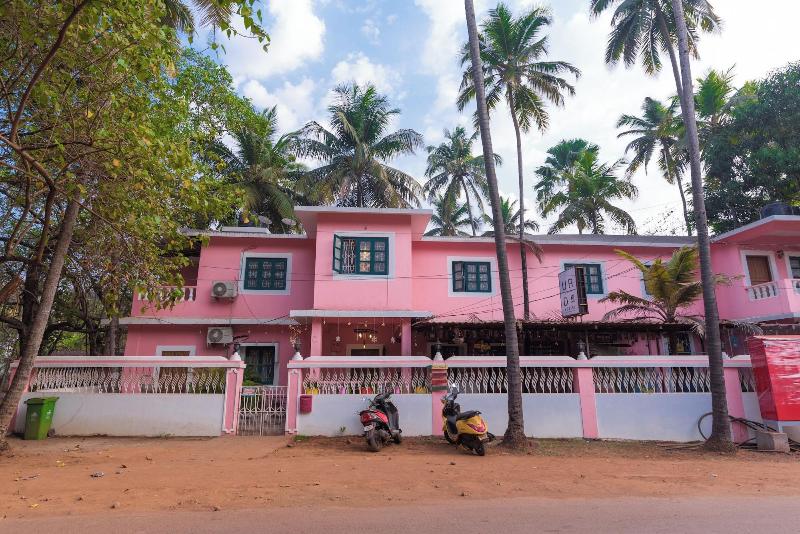 U R D Ki You Are The Key Hostels image