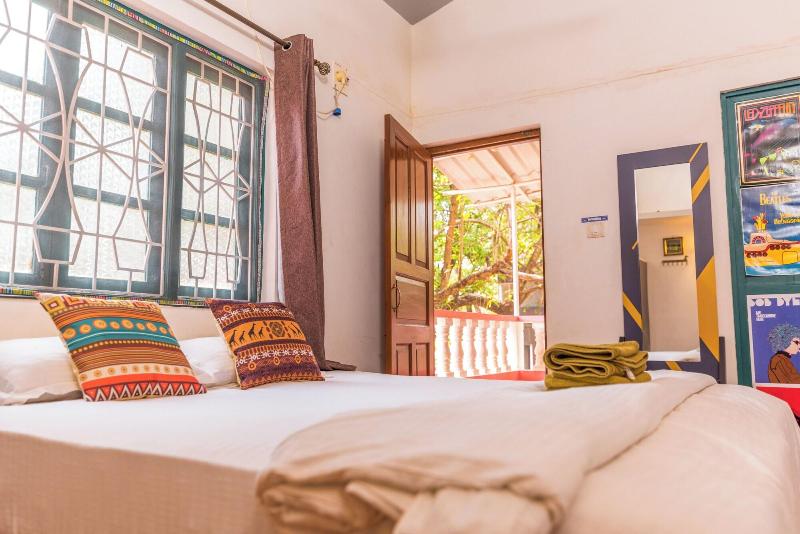 U R D Ki You Are The Key Hostels image