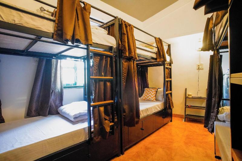 U R D Ki You Are The Key Hostels image