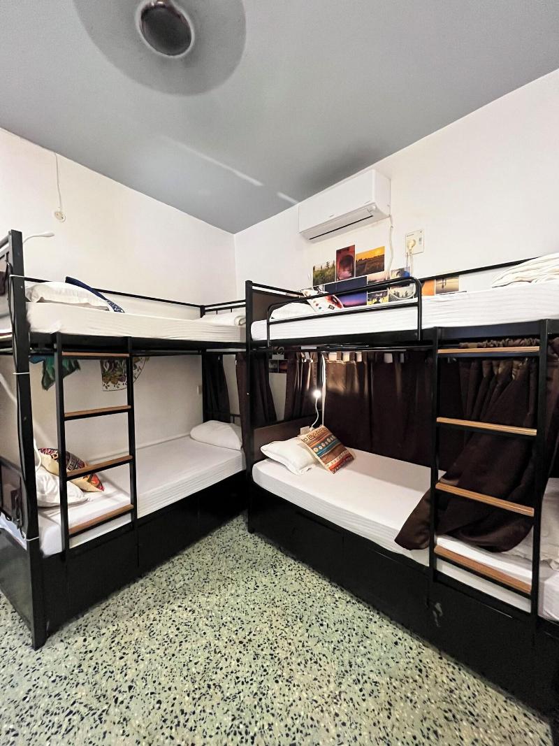 U R D Ki You Are The Key Hostels image