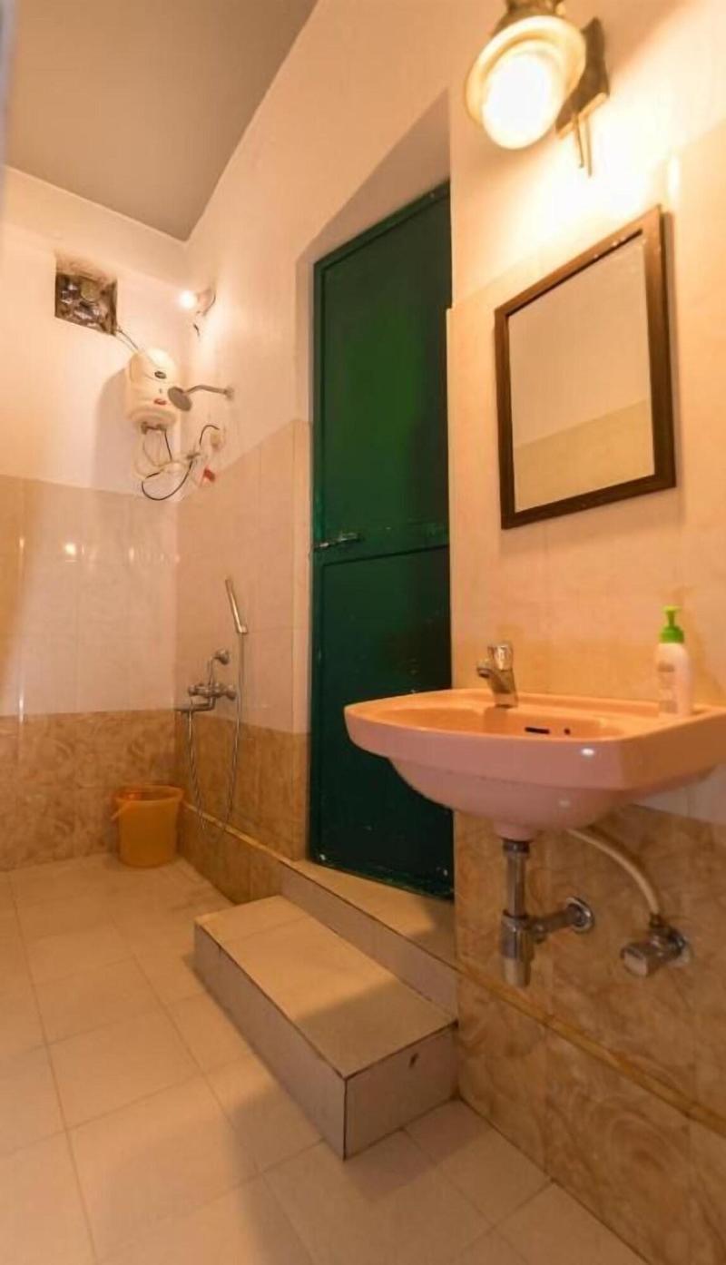 U R D Ki You Are The Key Hostels image