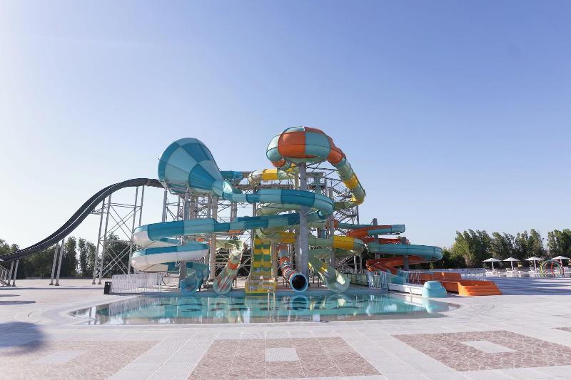 Sirena Beach Resort Spa image