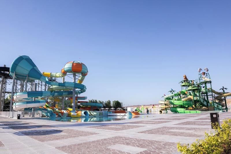 Sirena Beach Resort Spa image