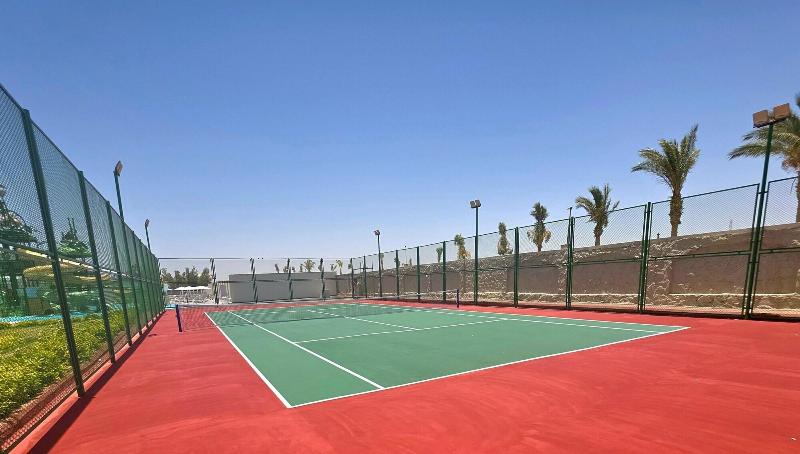 Sirena Beach Resort Spa image