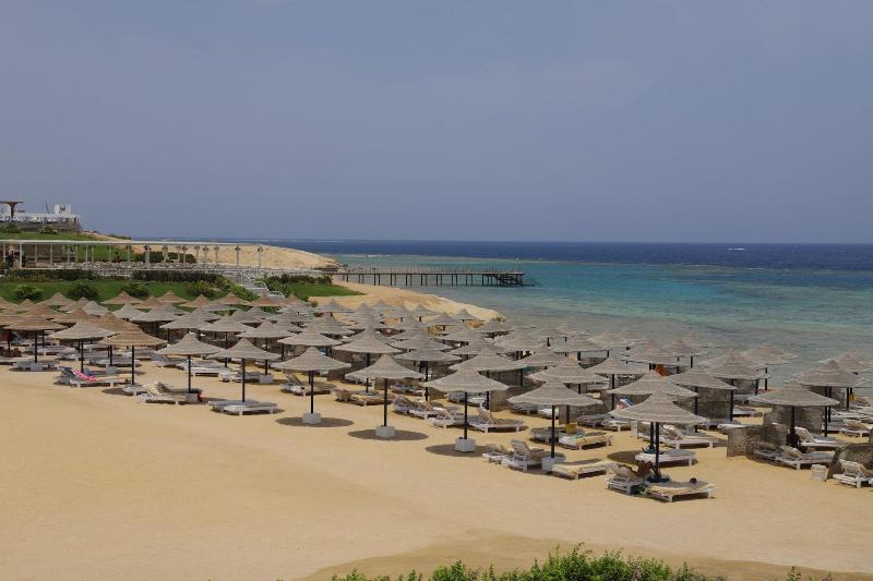 Sirena Beach Resort Spa image