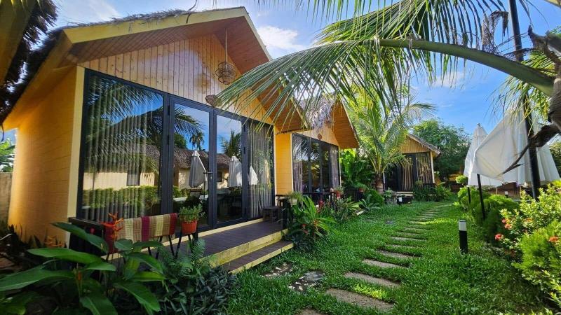 Phoenix Hotel Bungalow image