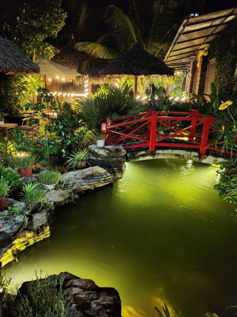 Phoenix Hotel Bungalow image