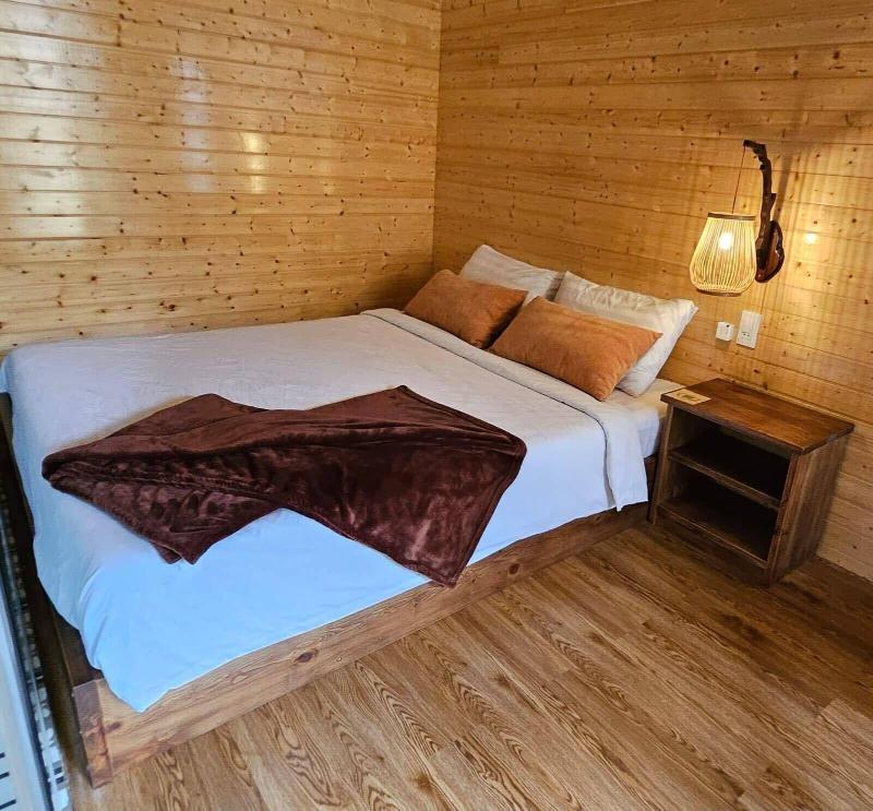 Phoenix Hotel Bungalow image