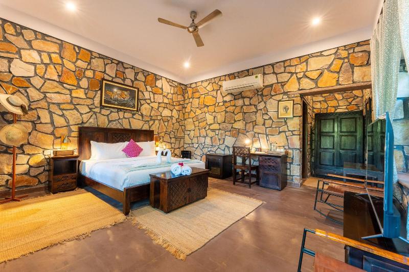 Moustache Ranthambore Luxuria image