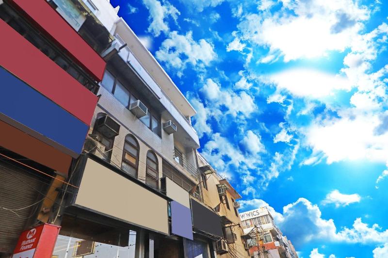 Twamev Rajouri Garden By The Arrow image