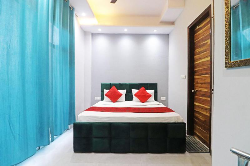 Twamev Rajouri Garden By The Arrow image