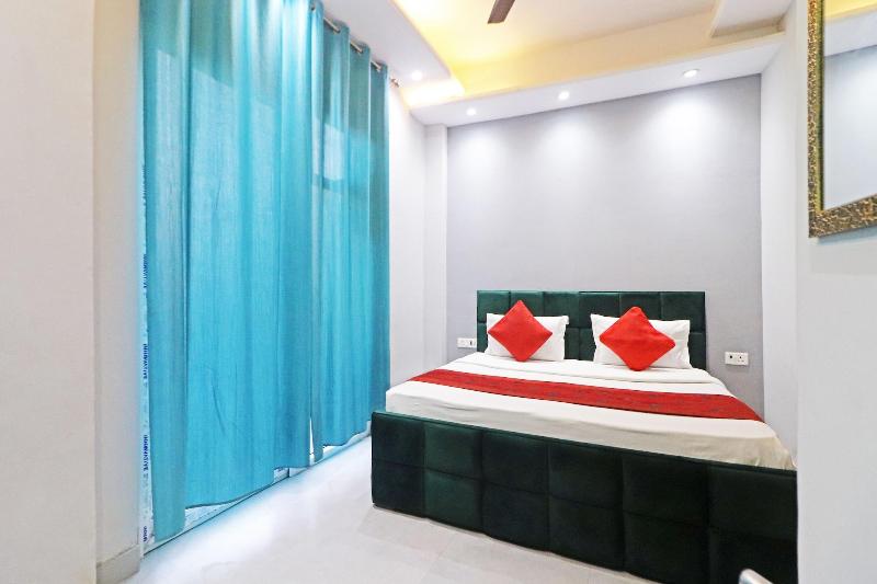 Twamev Rajouri Garden By The Arrow image