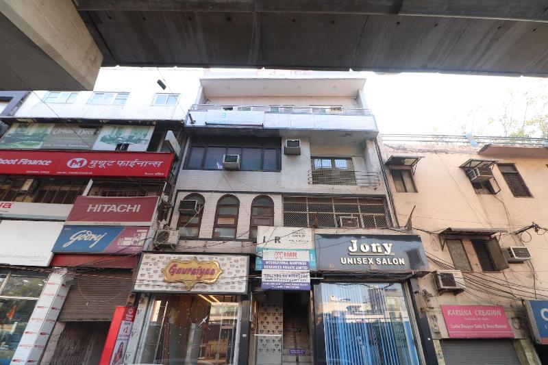 Twamev Rajouri Garden By The Arrow image