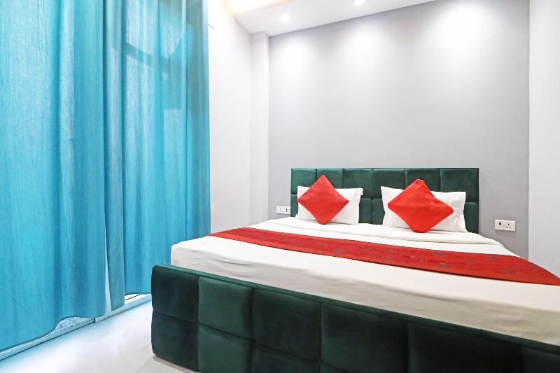 Twamev Rajouri Garden By The Arrow image