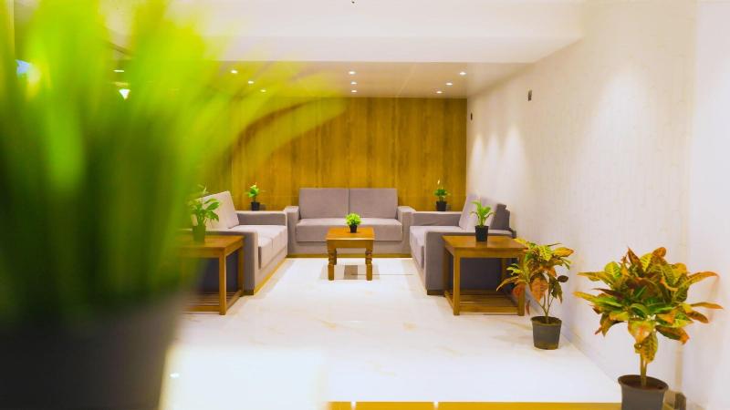 Hsquare Hotel Andheri West image