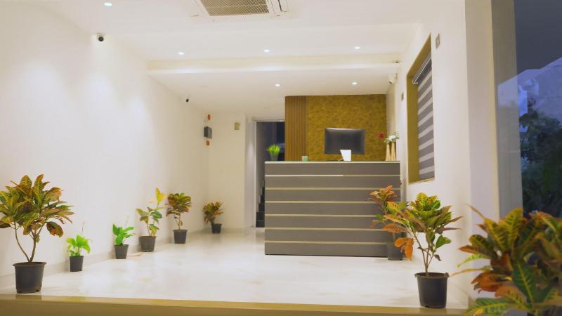 Hsquare Hotel Andheri West image
