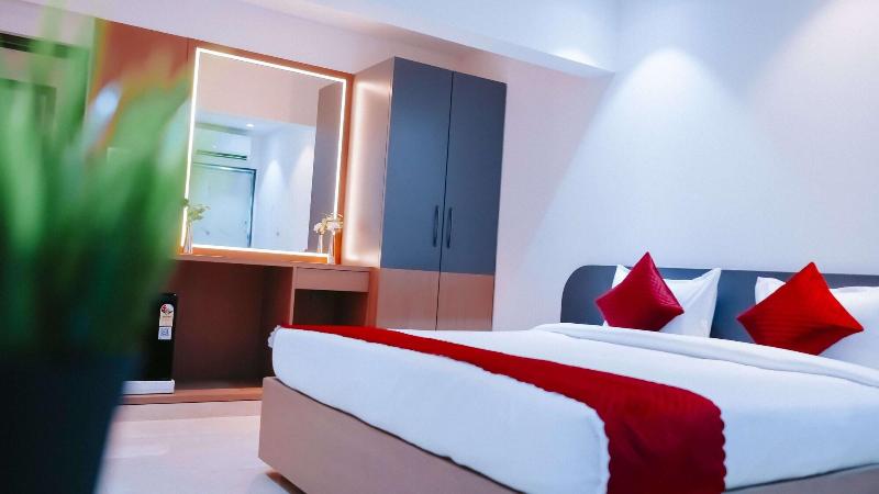 Hsquare Hotel Andheri West image