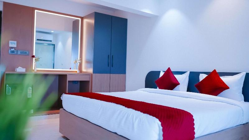 Hsquare Hotel Andheri West image