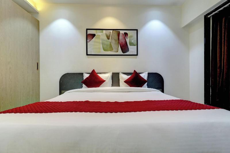 Hsquare Hotel Andheri West image