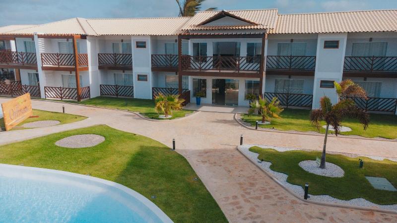 Oiti Beach Resort Tuta Ia image