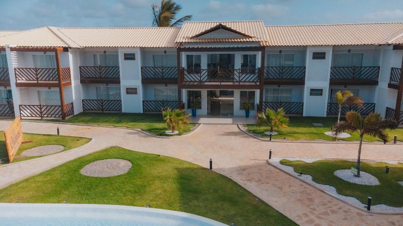 Oiti Beach Resort Tuta Ia image