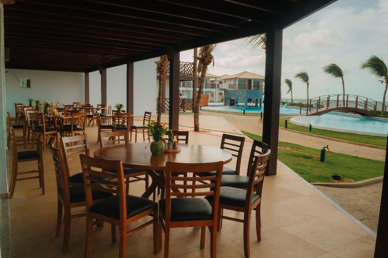 Oiti Beach Resort Tuta Ia image