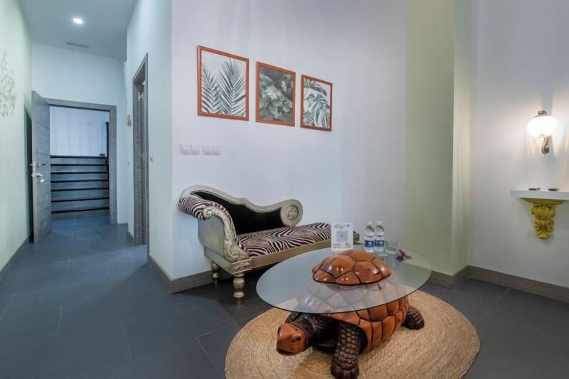 Molucano Themed Rooms image