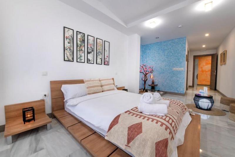 Molucano Themed Rooms image