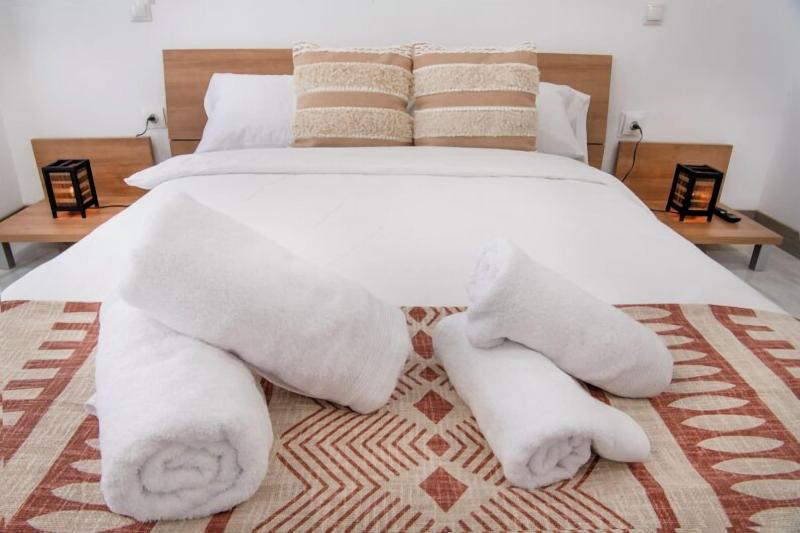 Molucano Themed Rooms image