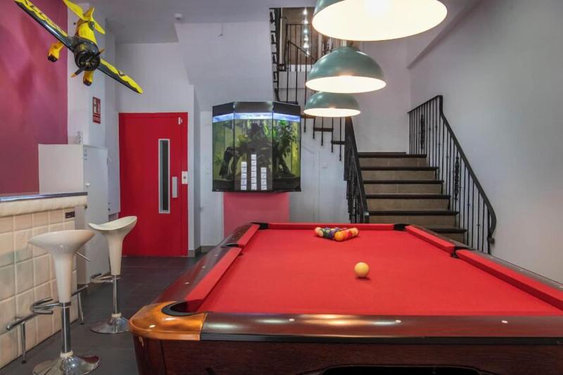 Molucano Themed Rooms image