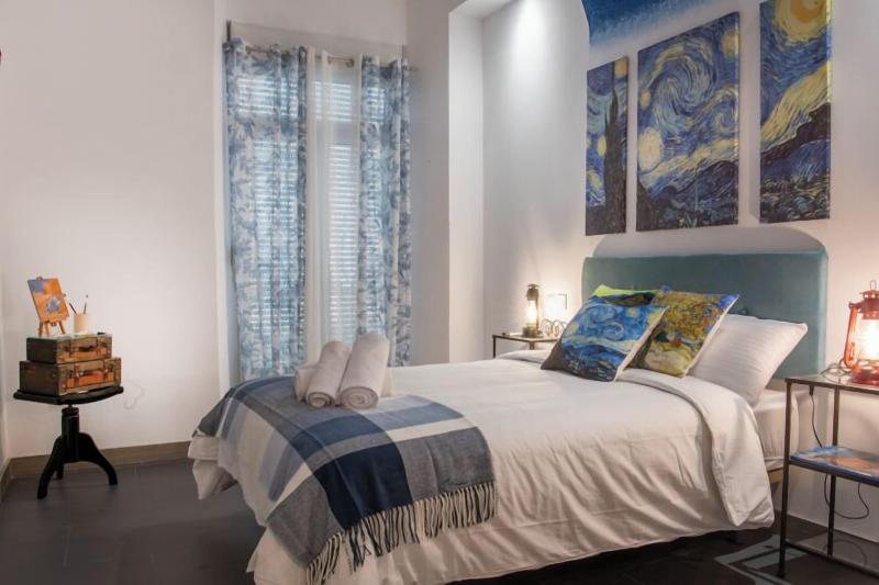 Molucano Themed Rooms image