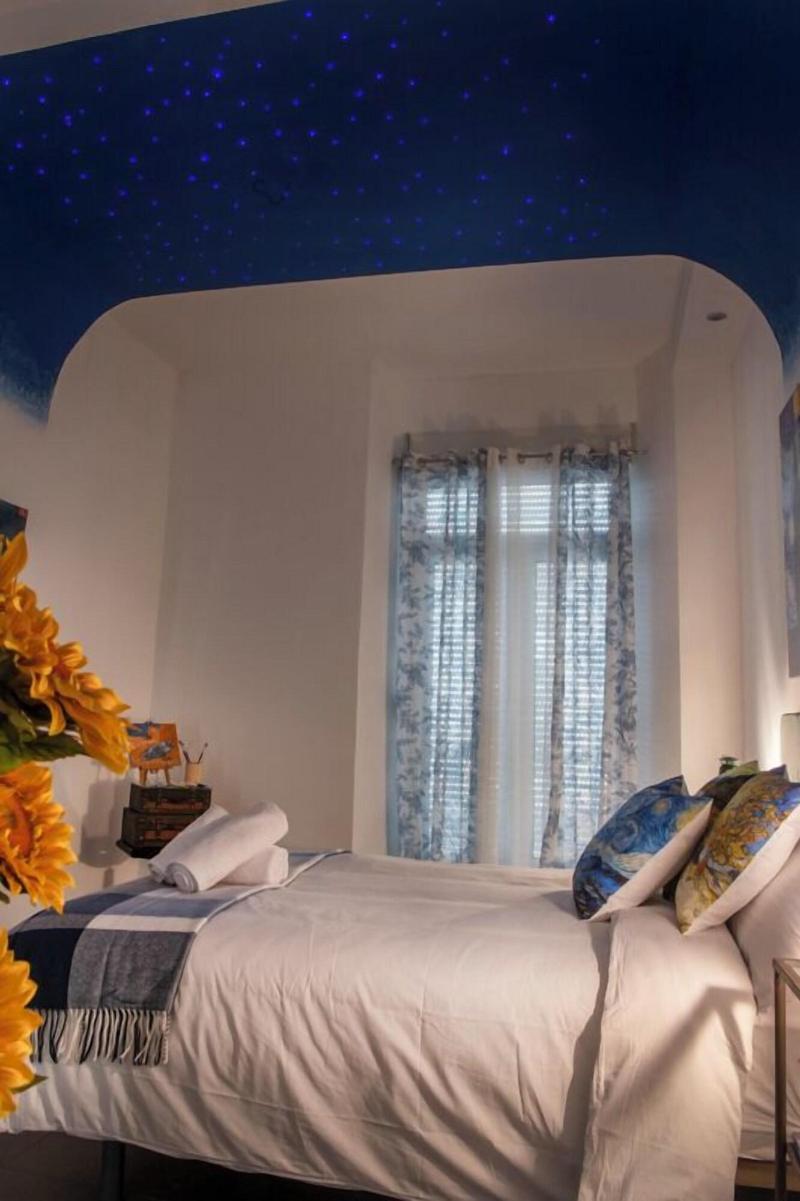 Molucano Themed Rooms image
