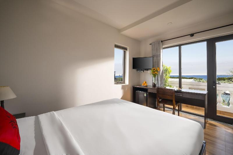Hotel Front Beach image