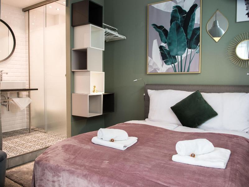 Nikolai Homes image