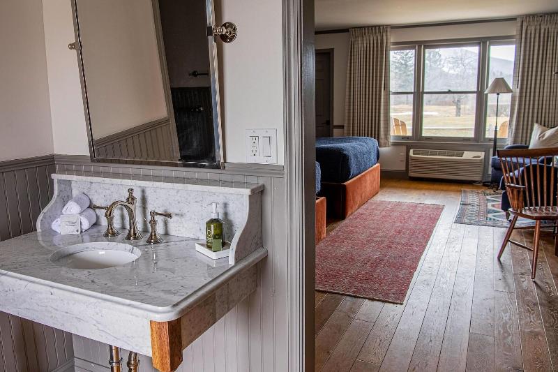 Wylder Hotel Windham image