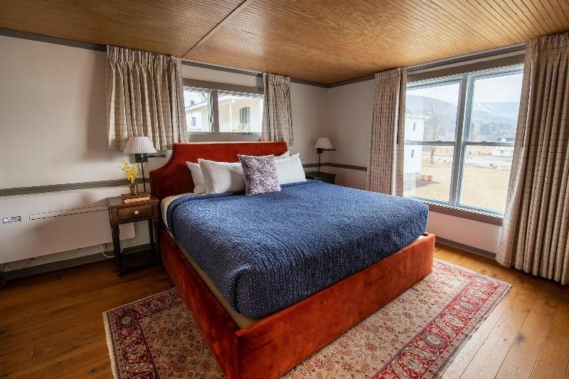 Wylder Hotel Windham image