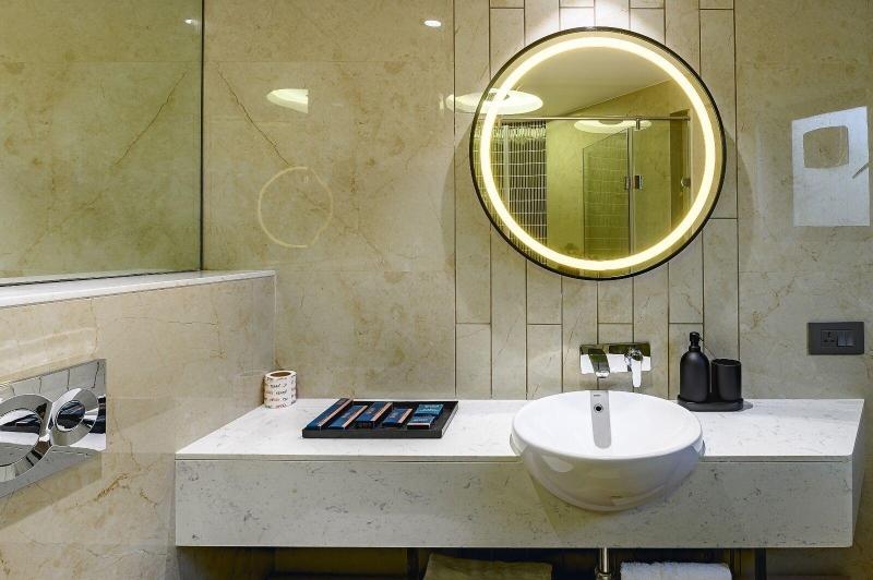 Hotel Eden Serenity Mumbai image