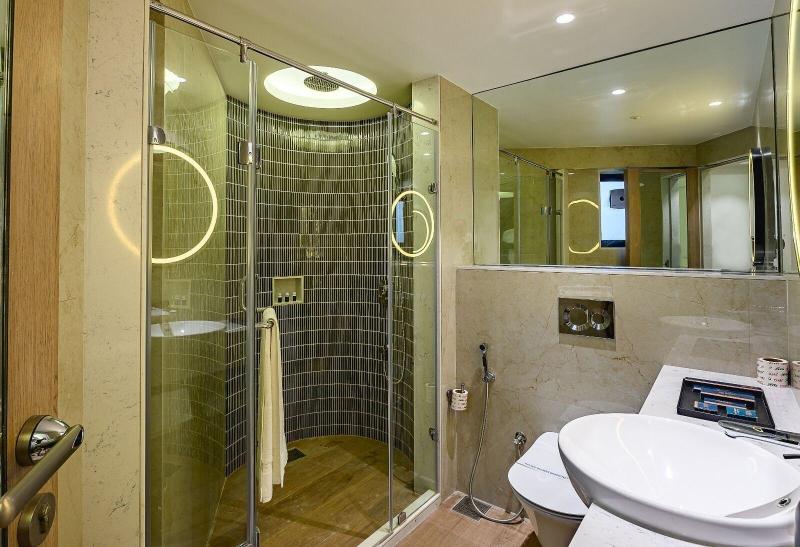 Hotel Eden Serenity Mumbai image