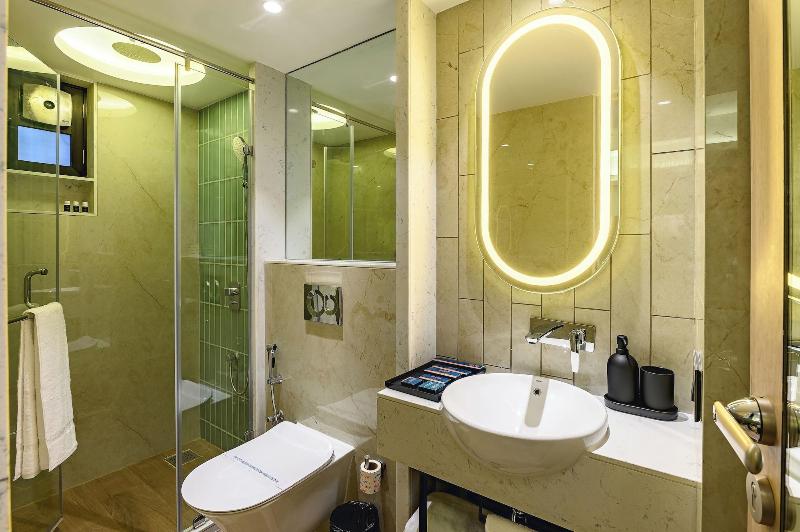 Hotel Eden Serenity Mumbai image